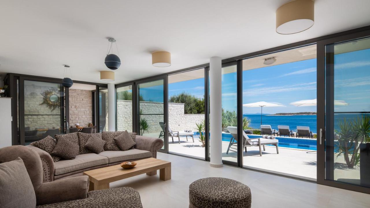 Villa Carisma Island Vis Buitenkant foto