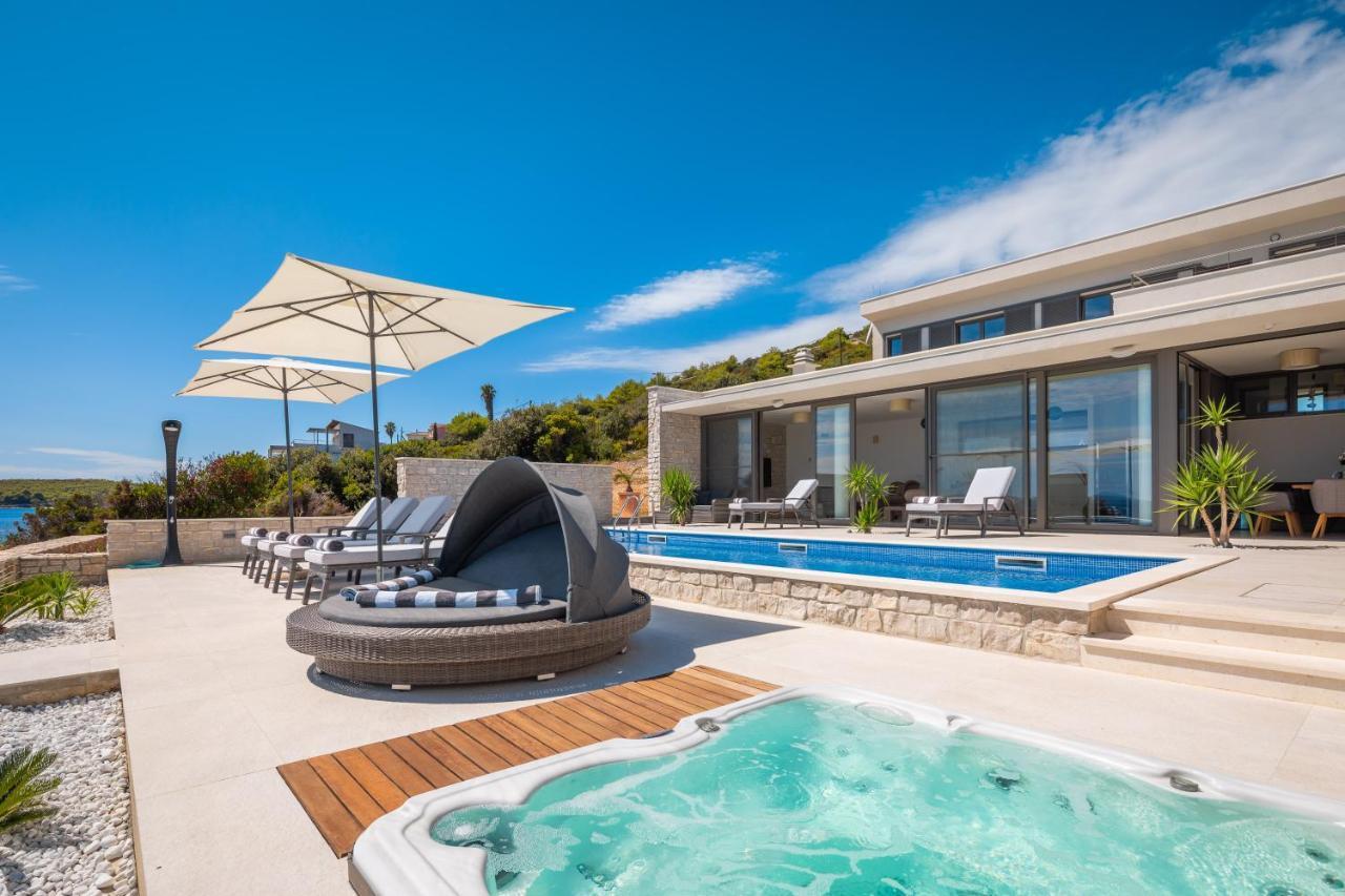 Villa Carisma Island Vis Buitenkant foto