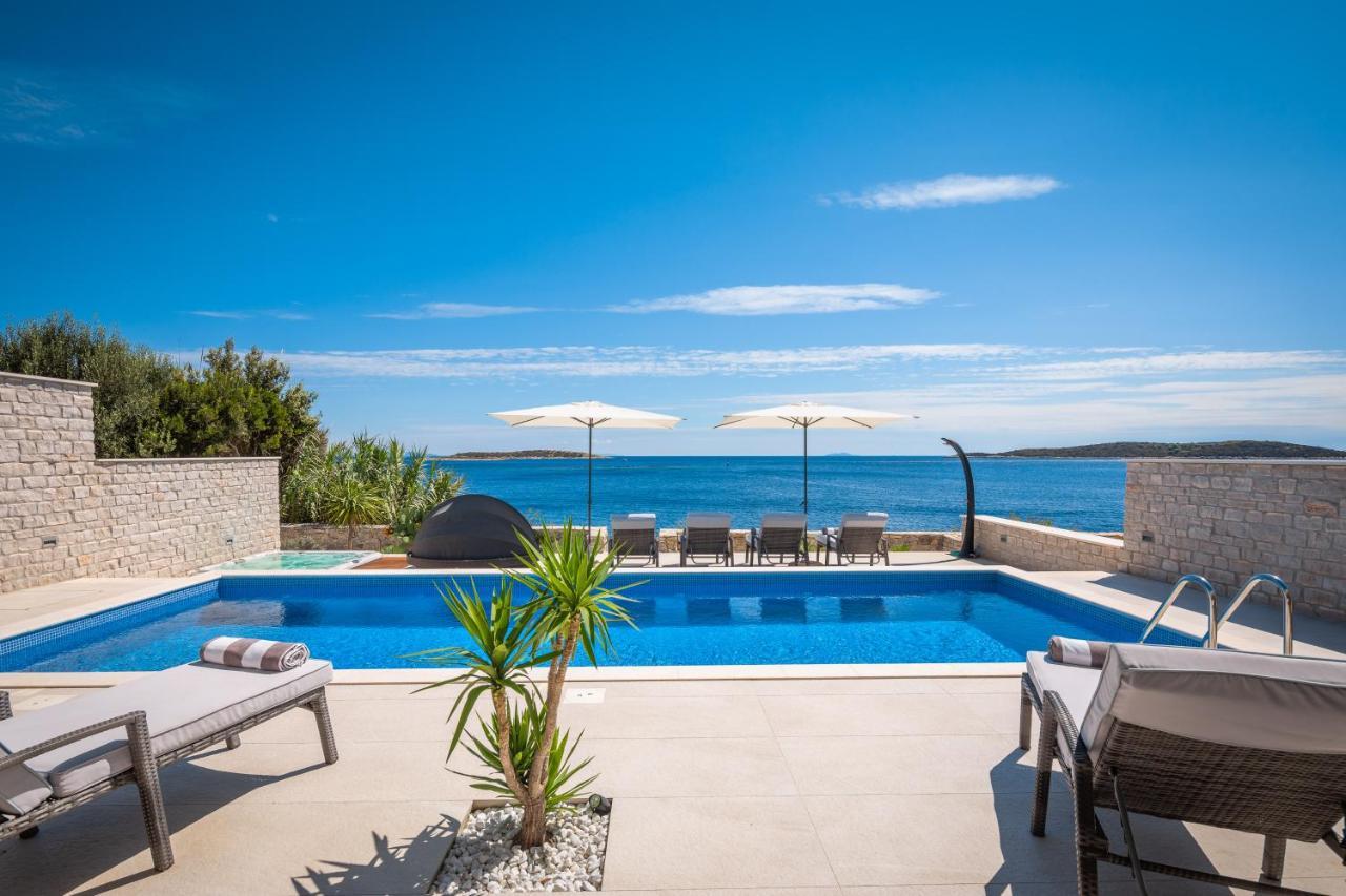 Villa Carisma Island Vis Buitenkant foto