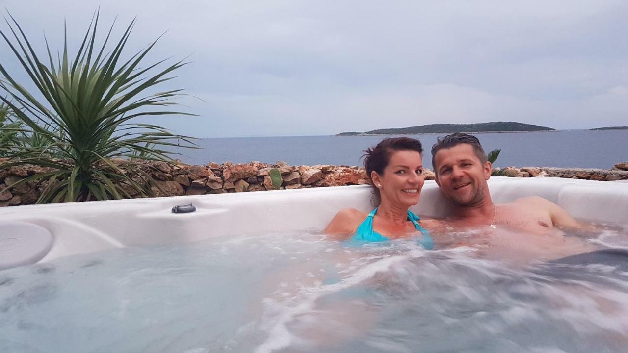 Villa Carisma Island Vis Buitenkant foto