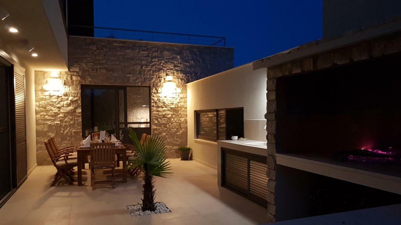 Villa Carisma Island Vis Buitenkant foto