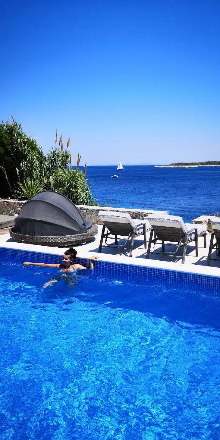 Villa Carisma Island Vis Buitenkant foto
